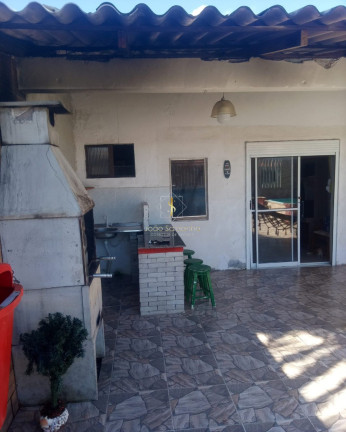Imagem Casa com 6 Quartos à Venda, em Balneário Eliane - Guaratuba Imagem Casa com 6 Quartos à Venda, em Balneário Eliane - Guaratuba