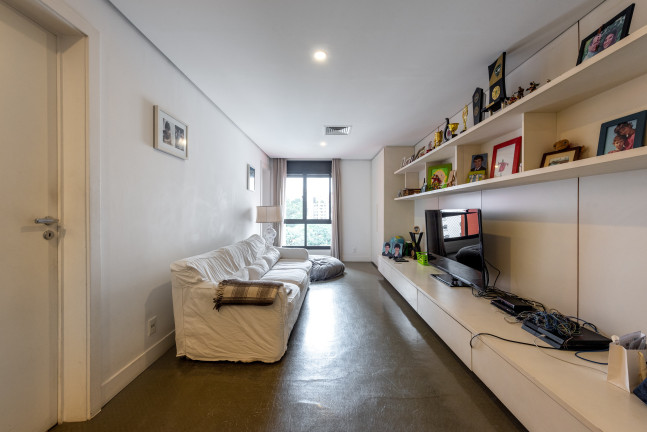 Imagem Apartamento com 4 Quartos para Alugar, 500 m² em Real Parque - São Paulo