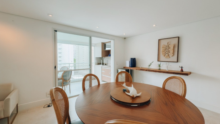Imagem Apartamento com 3 Quartos à Venda, 143 m² em Moema - São Paulo