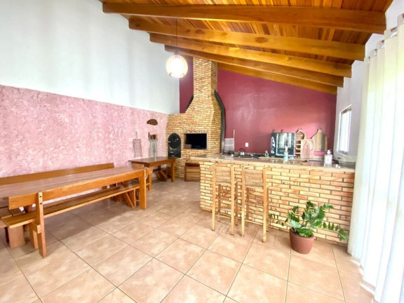 Imagem Casa com 3 Quartos à Venda, 338 m² em Jardim Itália - Chapecó Imagem Casa com 3 Quartos à Venda, 338 m² em Jardim Itália - Chapecó