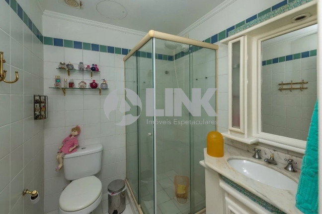 Imagem Imóvel com 3 Quartos à Venda, 163 m² em Ipanema - Porto Alegre