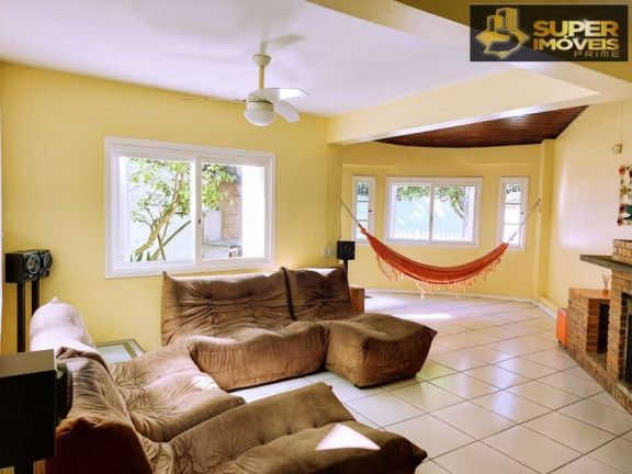 Imagem Casa com 4 Quartos à Venda, 335 m² em Areal - Pelotas