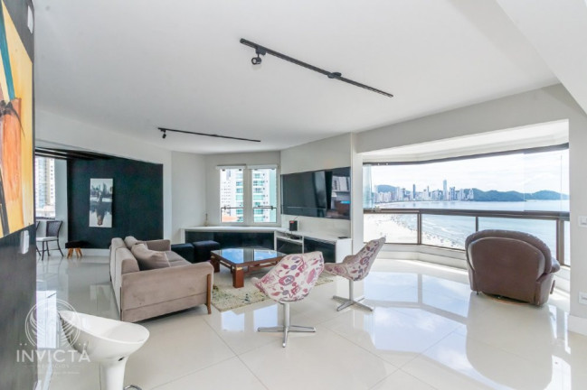 Imagem Cobertura com 5 Quartos à Venda, 623 m² em Centro - Balneário Camboriú Imagem Cobertura com 5 Quartos à Venda, 623 m² em Centro - Balneário Camboriú