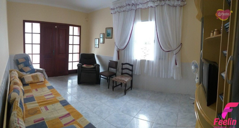 Imagem Casa com 3 Quartos à Venda, 165 m² em Campeche - Florianópolis Imagem Casa com 3 Quartos à Venda, 165 m² em Campeche - Florianópolis