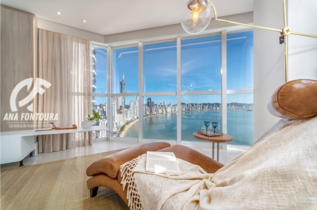 Apartamento com 4 Quartos à Venda, 238 m² em Centro - Balneário Camboriú