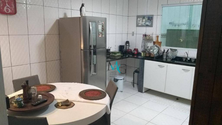 Imagem Casa com 4 Quartos à Venda, 240 m² em Guaratiba - Rio De Janeiro