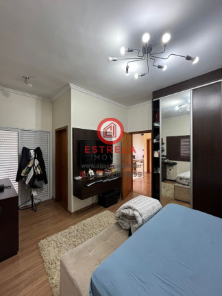 Imagem Casa com 3 Quartos à Venda, 240 m² em Loteamento Villa Branca - Jacareí Imagem Casa com 3 Quartos à Venda, 240 m² em Loteamento Villa Branca - Jacareí