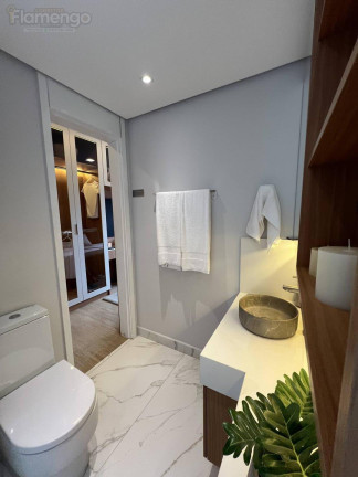 Imagem Apartamento com 2 Quartos à Venda, 94 m² em Vila Guilhermina - São Paulo