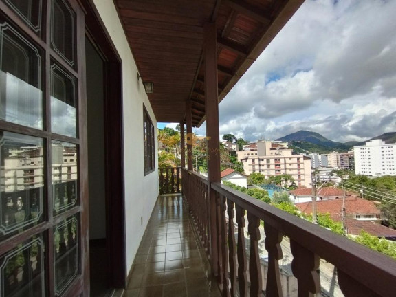 Imagem Casa com 5 Quartos à Venda, 210 m² em Agriões - Teresópolis