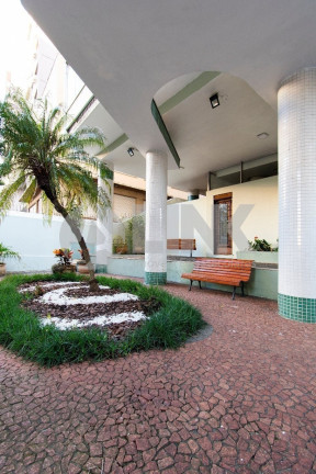 Imagem Apartamento com 3 Quartos à Venda, 140 m² em Centro Histórico - Porto Alegre Imagem Apartamento com 3 Quartos à Venda, 140 m² em Centro Histórico - Porto Alegre