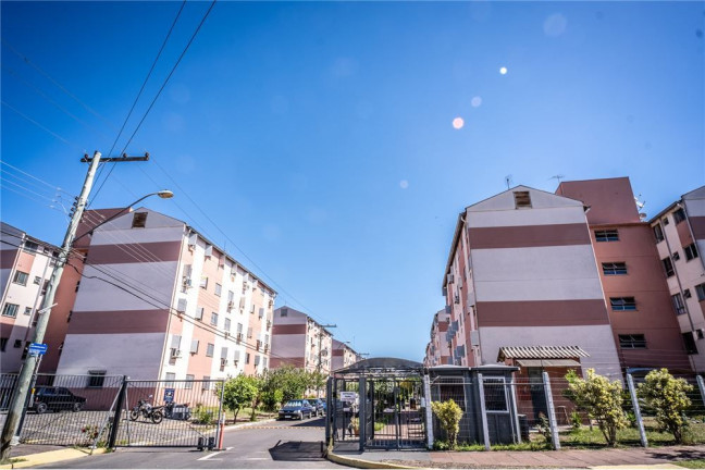 Imóvel com 2 Quartos à Venda,  em Rubem Berta - Porto Alegre