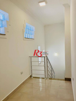 Imagem Casa com 3 Quartos à Venda ou Locação, 180 m² em Embaré - Santos Imagem Casa com 3 Quartos à Venda ou Locação, 180 m² em Embaré - Santos