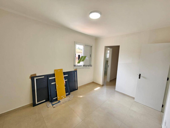 Imagem Casa de Condomínio com 3 Quartos à Venda, 129 m²