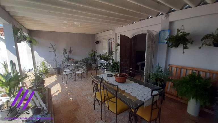 Imagem Casa com 3 Quartos à Venda, 104 m² em Samambaia - Praia Grande Imagem Casa com 3 Quartos à Venda, 104 m² em Samambaia - Praia Grande