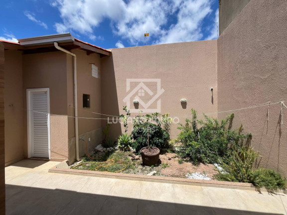 Imagem Casa com 4 Quartos à Venda, 360 m² em Candeias - Vitória Da Conquista Imagem Casa com 4 Quartos à Venda, 360 m² em Candeias - Vitória Da Conquista