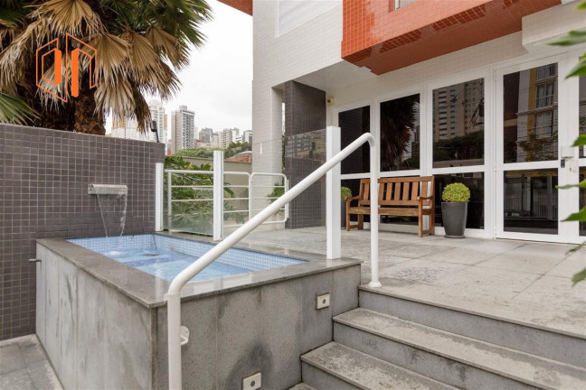 Imagem Apartamento com 3 Quartos à Venda, 141 m² em água Verde - Curitiba Imagem Apartamento com 3 Quartos à Venda, 141 m² em água Verde - Curitiba