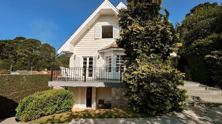 Imagem Casa com 7 Quartos à Venda, 430 m² em Jaguaribe Imagem Casa com 7 Quartos à Venda, 430 m² em Jaguaribe