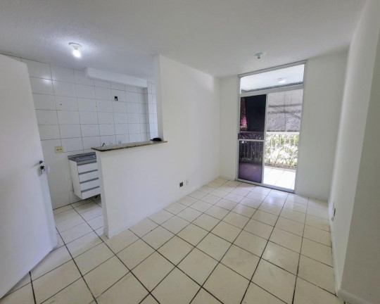 Imagem Imóvel com 2 Quartos à Venda, 48 m² em Anil - Rio De Janeiro Imagem Imóvel com 2 Quartos à Venda, 48 m² em Anil - Rio De Janeiro