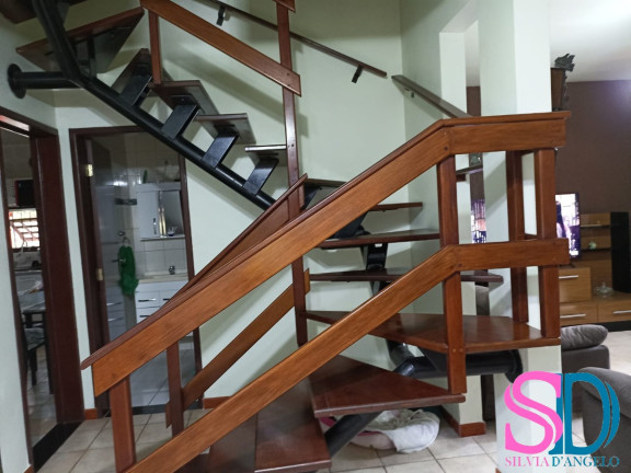 Imagem Casa com 4 Quartos à Venda, 324 m² em Centro - Ubatuba