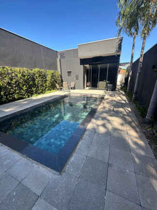 Imagem Casa com 4 Quartos à Venda, 240 m² em Cuiabá Imagem Casa com 4 Quartos à Venda, 240 m² em Cuiabá