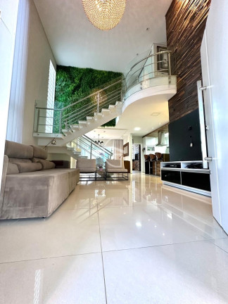 Imagem Casa com 3 Quartos à Venda, em América - Joinville Imagem Casa com 3 Quartos à Venda, em América - Joinville