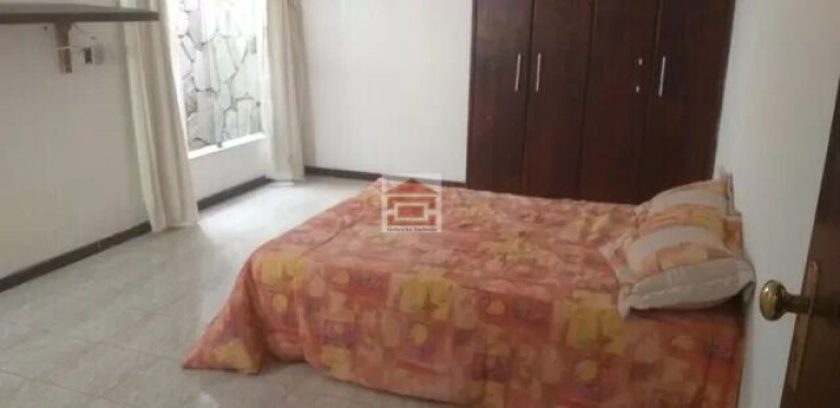 Imagem Casa com 3 Quartos à Venda, 145 m² Imagem Casa com 3 Quartos à Venda, 145 m²