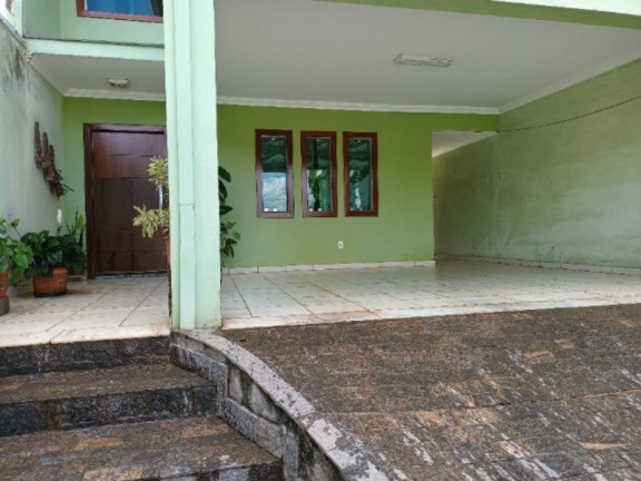 Imagem Casa com 4 Quartos à Venda, 330 m² em Colonial - Contagem Imagem Casa com 4 Quartos à Venda, 330 m² em Colonial - Contagem