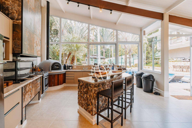Imagem Casa com 8 Quartos à Venda, 750 m² em Condomínio Flamboyant - Atibaia Imagem Casa com 8 Quartos à Venda, 750 m² em Condomínio Flamboyant - Atibaia