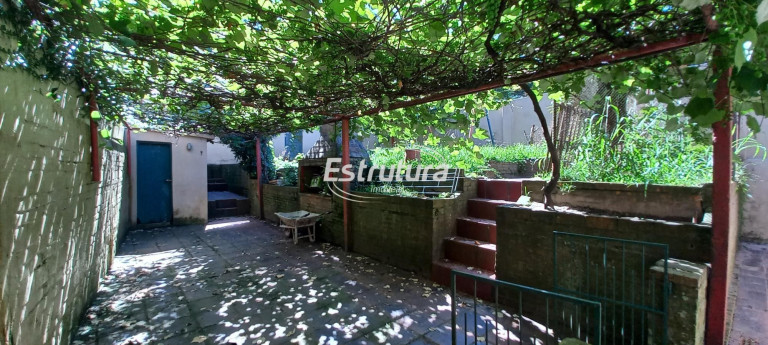 Imagem Casa com 3 Quartos à Venda, 110 m² em Centro - Santa Maria Imagem Casa com 3 Quartos à Venda, 110 m² em Centro - Santa Maria