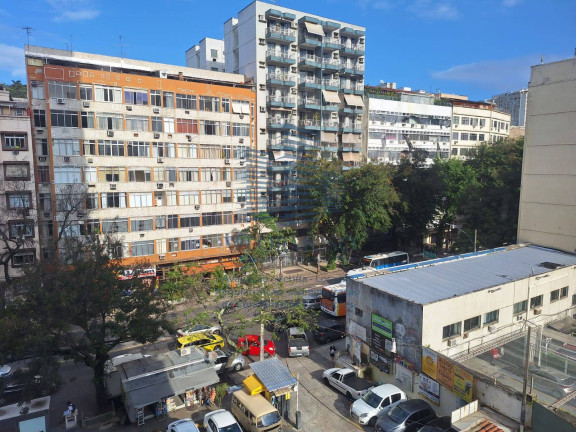 Imagem Apartamento com 1 Quarto à Venda, 24 m² em Laranjeiras - Rio De Janeiro Imagem Apartamento com 1 Quarto à Venda, 24 m² em Laranjeiras - Rio De Janeiro