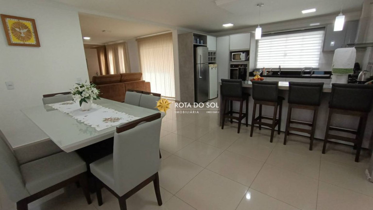 Imagem Casa com 3 Quartos à Venda, 166 m² em Bombas - Bombinhas Imagem Casa com 3 Quartos à Venda, 166 m² em Bombas - Bombinhas