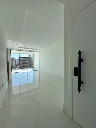 Imagem Apartamento com 3 Quartos à Venda, 111 m² em Meia Praia - Itapema