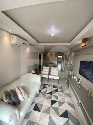 Imagem Apartamento com 3 Quartos à Venda, 115 m² em Centro - Itajaí Imagem Apartamento com 3 Quartos à Venda, 115 m² em Centro - Itajaí