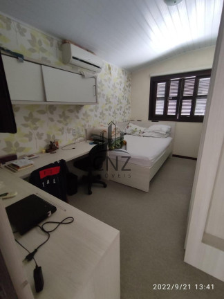 Imagem Casa com 4 Quartos à Venda, 448 m² em Souza Cruz - Brusque Imagem Casa com 4 Quartos à Venda, 448 m² em Souza Cruz - Brusque
