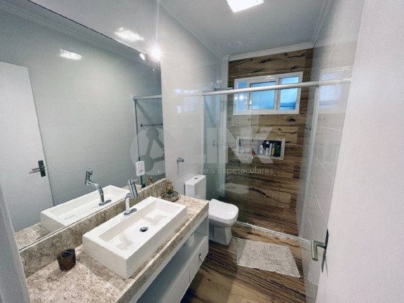 Imagem Casa com 3 Quartos à Venda, 174 m² em Vila Jardim - Porto Alegre