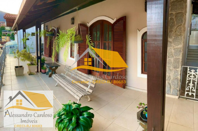 Imagem Casa com 6 Quartos à Venda, 320 m² em Loteamento Sitio Jacina - Nova Friburgo Imagem Casa com 6 Quartos à Venda, 320 m² em Loteamento Sitio Jacina - Nova Friburgo