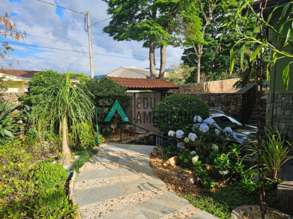Imagem Casa com 4 Quartos à Venda, 265 m² em Jardim Tapajós - Atibaia Imagem Casa com 4 Quartos à Venda, 265 m² em Jardim Tapajós - Atibaia
