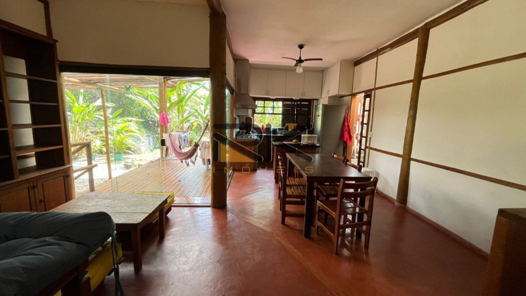 Imagem Casa com 3 Quartos à Venda, 180 m² em Barra Da Lagoa - Ubatuba