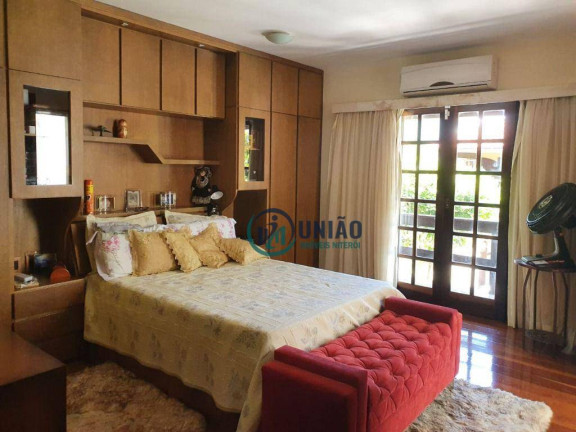 Imagem Casa com 4 Quartos à Venda, 280 m² em Piratininga - Niterói