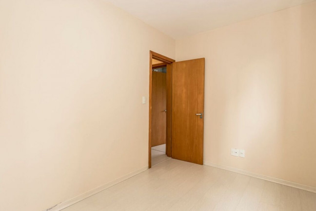Imagem Imóvel com 2 Quartos à Venda, 57 m² em Cavalhada - Porto Alegre Imagem Imóvel com 2 Quartos à Venda, 57 m² em Cavalhada - Porto Alegre