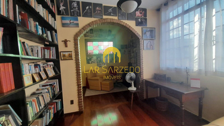 Casa com 4 Quartos à Venda, 360 m² em Padre Eustáquio - Belo Horizonte