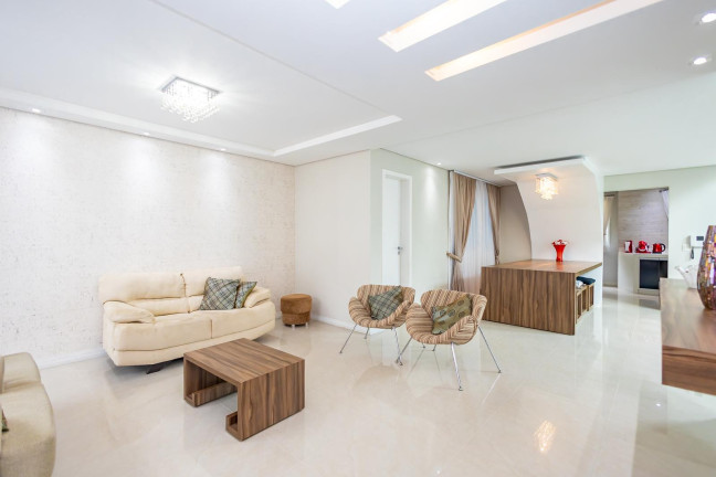 Imagem Casa de Condomínio com 4 Quartos à Venda, 350 m² em Orleans - Curitiba Imagem Casa de Condomínio com 4 Quartos à Venda, 350 m² em Orleans - Curitiba