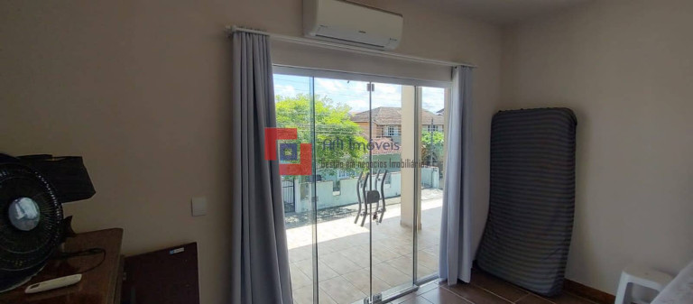 Imagem Casa com 4 Quartos à Venda, 260 m² em Enseada - São Francisco Do Sul Imagem Casa com 4 Quartos à Venda, 260 m² em Enseada - São Francisco Do Sul