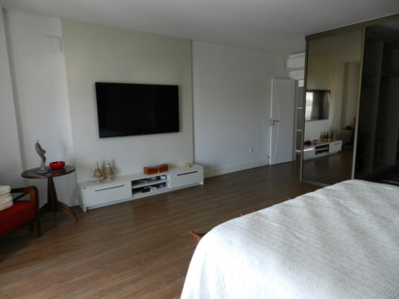 Casa com 4 Quartos à Venda, 540 m² em João Paulo - Florianópolis