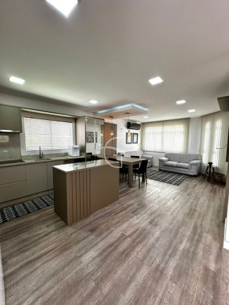 Imagem Casa com 3 Quartos à Venda,  em Iririú - Joinville