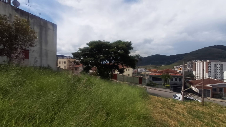 Imagem Terreno à Venda, em Poços De Caldas Imagem Terreno à Venda, em Poços De Caldas