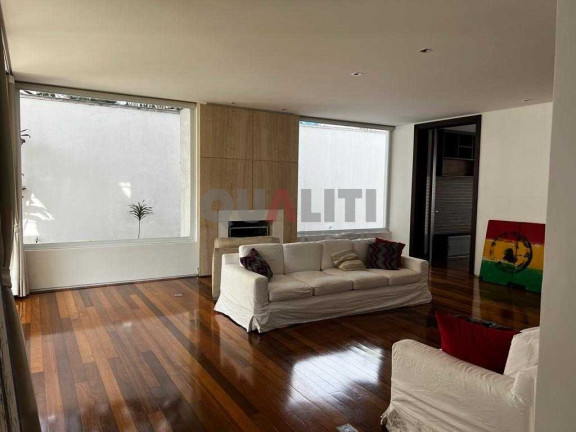 Imagem Sobrado com 3 Quartos à Venda, 1.120 m² em Jardim América - São Paulo Imagem Sobrado com 3 Quartos à Venda, 1.120 m² em Jardim América - São Paulo