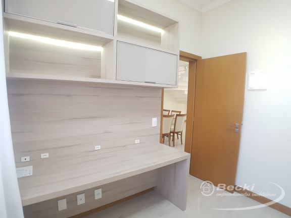 Imagem Casa com 3 Quartos à Venda, 314 m² em Floresta - Joinville Imagem Casa com 3 Quartos à Venda, 314 m² em Floresta - Joinville