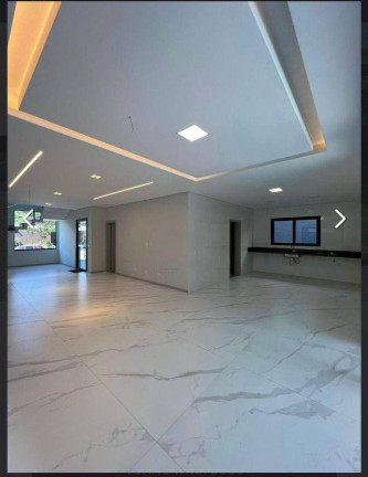 Imagem Casa com 4 Quartos à Venda, 390 m² em Alphaville - Santana De Parnaíba Imagem Casa com 4 Quartos à Venda, 390 m² em Alphaville - Santana De Parnaíba