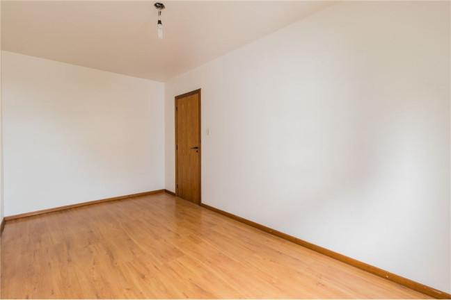 Imagem Apartamento com 2 Quartos à Venda, 58 m² em Jardim Lindóia - Porto Alegre